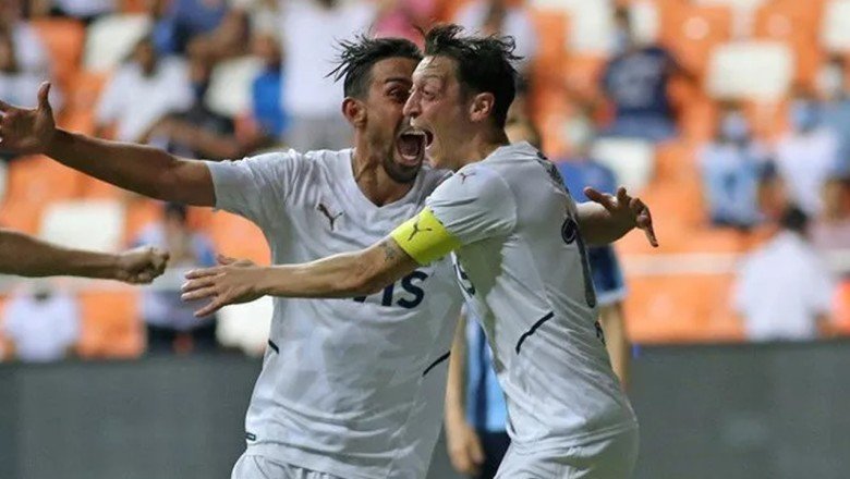 Fenerbahçe&amp;#039;de İrfan Can Kahveci krizi! Derbide oynayacak mı?