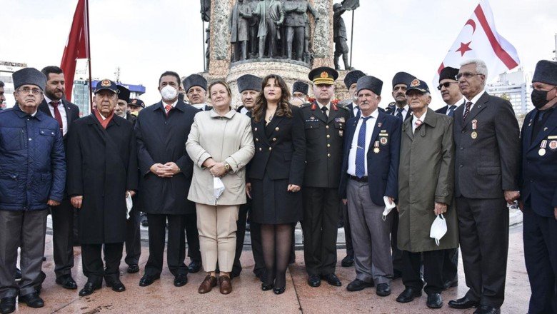 KKTC'nin kuruluş yıl dönümü Taksim'de kutlandı