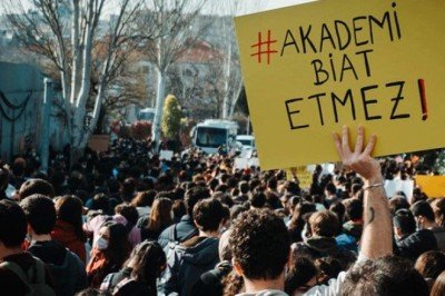 Mahkeme, Boğaziçi protestolarına katıldığı için kredisi kesilen öğrenciyi haklı buldu
