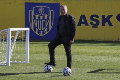 MKE Ankaragücü Başkanı Faruk Koca'dan 19 Mayıs Stadı müjdesi