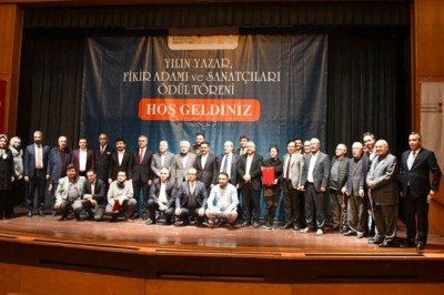 TYB'nin 2020 ödülleri sahiplerine verildi