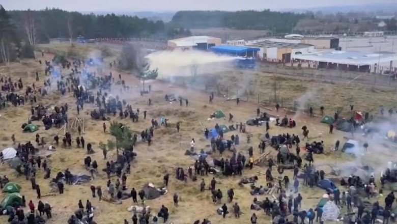 BelarusPolonya sınırında gerginlik: Göçmenlere tazyikli suyla müdahale