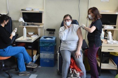 Bilim Kurulu Üyesi Şener: Aşılamanın yüzde 75'in üzerine çıkması gerekiyor