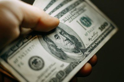 Özel sektörün yurt dışı kredi borcu azaldı