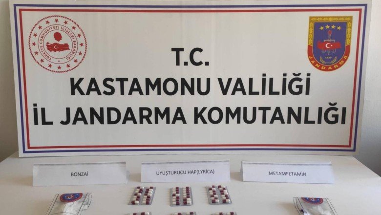 Uyuşturucu operasyonunda 4 gözaltı