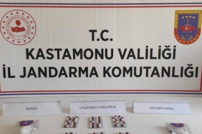 Uyuşturucu operasyonunda 4 gözaltı