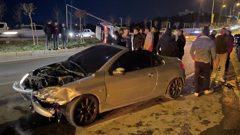 Adıyaman'da iki otomobil çarpıştı: 2 yaralı