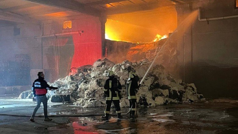 Afyonkarahisar'da iplik fabrikasında yangın