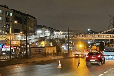 İstanbul'da 50. Yıl Baştabya İstasyonu üst geçidi yolcu geçişine kapatıldı
