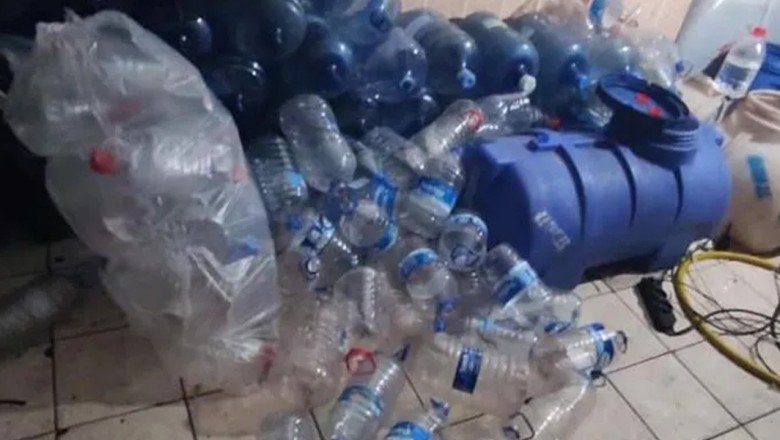 Sirke fabrikasına baskın: Tonlarca şarap ele geçirildi