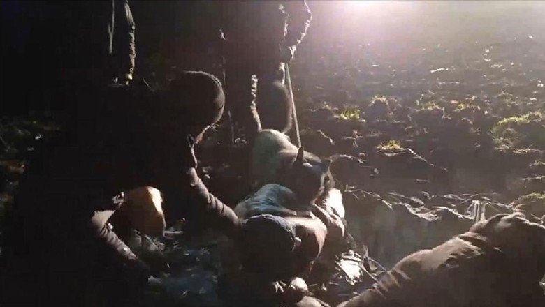 BelarusLitvanya sınırı: Göçmenlere köpeklerle müdahale edildi