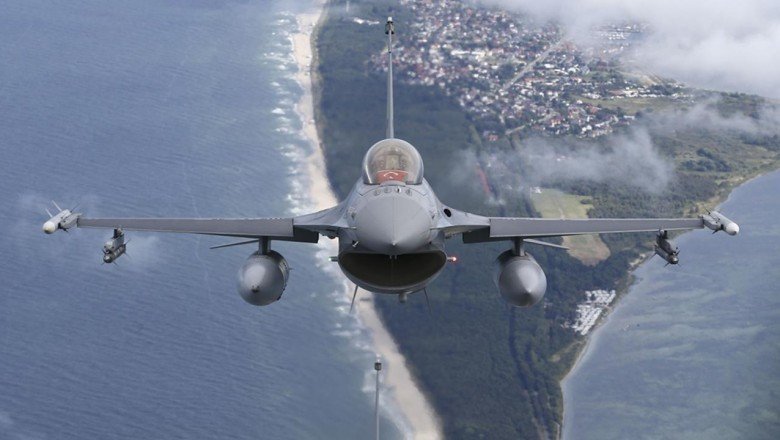 Tayvan F16 tipi 64 savaş uçağını modernize etti