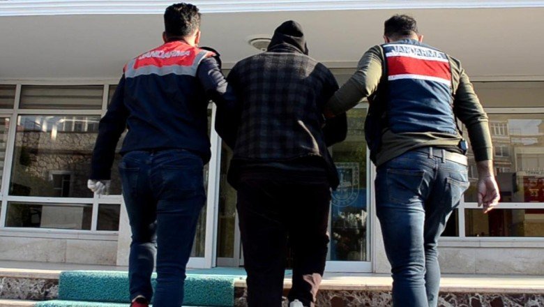 Terör örgütü üyesi Mersin'de yakalandı