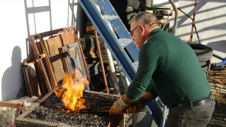 Yarım asırdır demire şekil veriyor