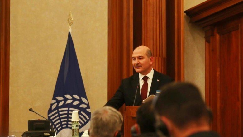 Bakan Soylu KADES uygulaması için verilen ödülü aldı