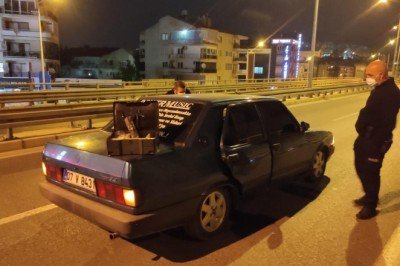 Çalıntı otomobil kovalamaca sonucu yakalandı