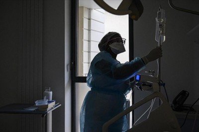 Fransa'da son 24 saatte 20 bin 366 vaka