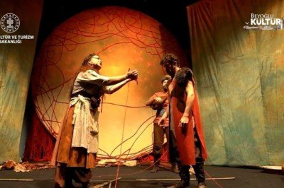 İletişim Başkanı Altun: Sanatın ve sanatçının yanında olmaya devam ediyoruz