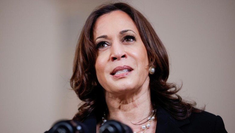 Kamala Harris'in İletişim Direktörü istifa ediyor
