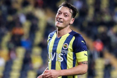 Mesut Özil'den destek çağrısı: Taraftarlara ihtiyacımız var