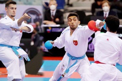 Milli karateciler bronz madalya için mücadele edecek