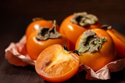 Cennet Hurması (Adem Hurması) Nedir? Faydaları ve Zararları Nelerdir?