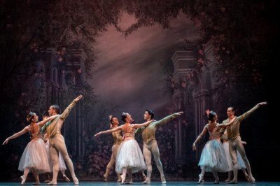 Dünyaca ünlü eserlerden seçkiler Gala Balede sahnelenecek