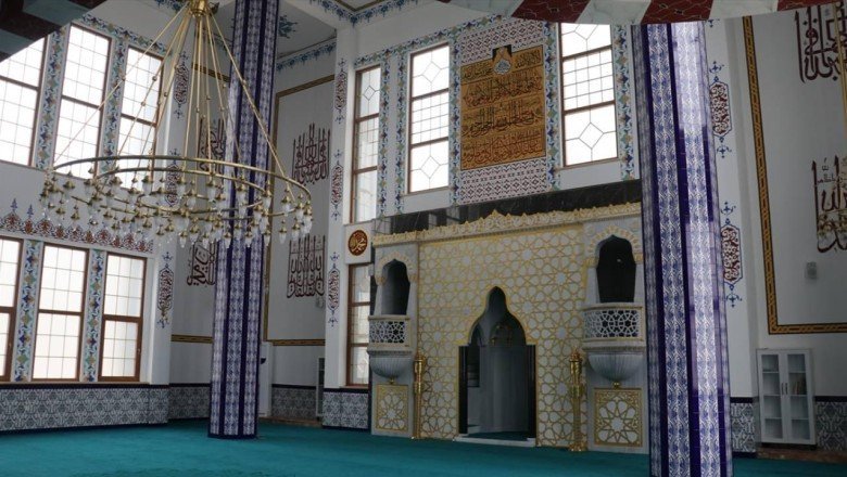 Manzarayı kapattığı iddiasıyla camiyi mahkemeye verdiler