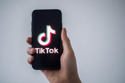 Pakistan'da TikTok yasağı yeniden kaldırıldı