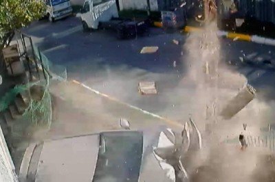 Çocukların kaçırdığı otomobil kaza yaptı