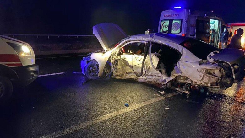 Diyarbakır'da iki araç çarpıştı: 1 ölü, 4 yaralı