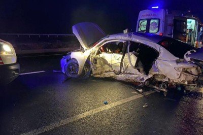 Diyarbakır'da iki araç çarpıştı: 1 ölü, 4 yaralı