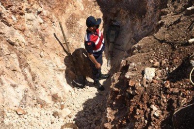 Kaçak kazı yapanlara jandarmadan suçüstü