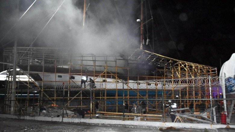 Marmaris'te gulette çıkan yangın hasara yol açtı