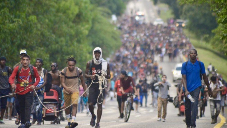 Meksikalı göçmenler ABD'ye gidiyor