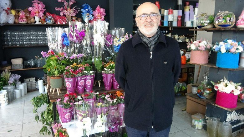 Çiçekçilerde Öğretmenler Günü mesaisi