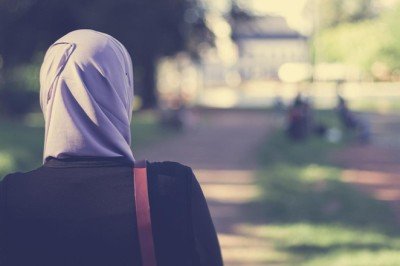 Fransa'da İslam karşıtlığı yükseliyor, Müslümanlara baskı artıyor