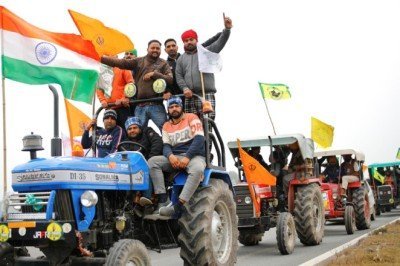 Hint çiftçilerin tarım yasası eylemleri sürecek