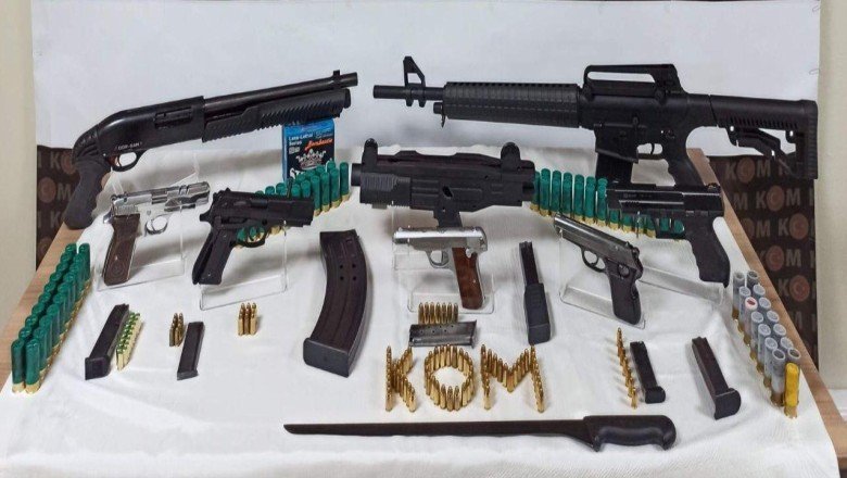 Sakarya'da çok sayıda silah ele geçirildi