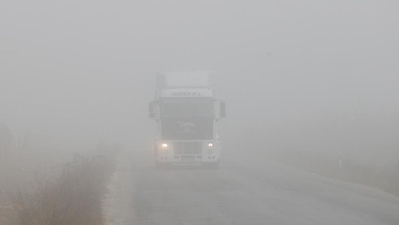 Edirne'nin kuzeyinde yoğun sis etkili oluyor