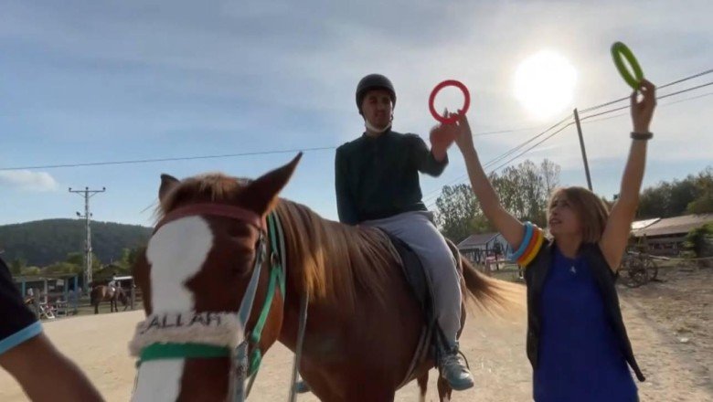 Otizmli Yiğit'in öfke nöbetleri atlı terapiyle azaldı