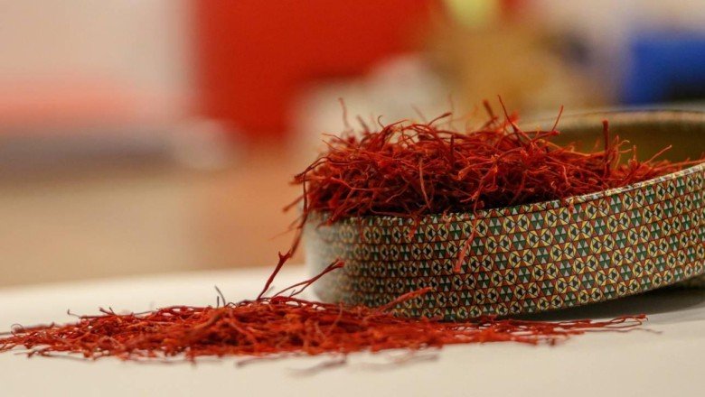 Tüketicilere uyarı: At kılını boyayıp safran diye satıyorlar