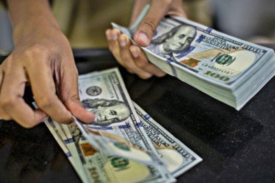 Türkiye'nin borçlarını ödemesi zorlaşıyor