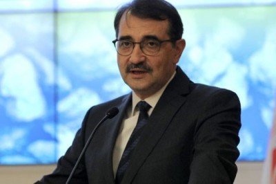 Bakan Dönmez’den elektrik ve doğal gazda kademeli tarifeye ilişkin açıklama