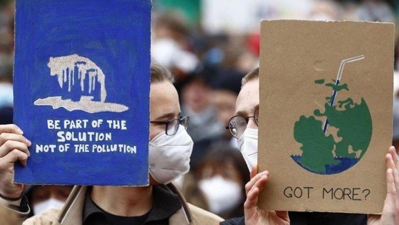 Bizim talebimiz mutevazı sadece dünyayı istiyoruz