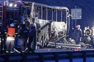 Bu acının tarifi yok... Annelerinin kucağında yanarak can verdiler