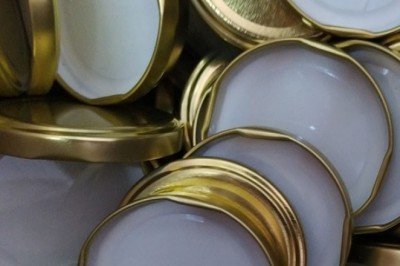 Bu sene kavanoz kapakları elde kaldı: 'Sebze fiyatları yüksek olunca insanlar konserveye yönelmedi'