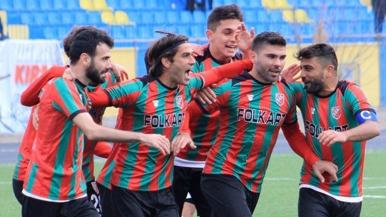 Gemisini kurtaran kaptan