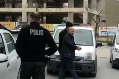Haciz sebebiyle evine gelen avukatı öldüren zanlı: Üzerimizde silah olur, silahı severiz