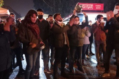 İzmir'de 'Hükümet istifa' eylemi